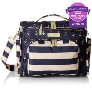 JuJuBe wins the MOM Must Have Award from the Best Diaper Bag in the 2017 What to Expect Awards