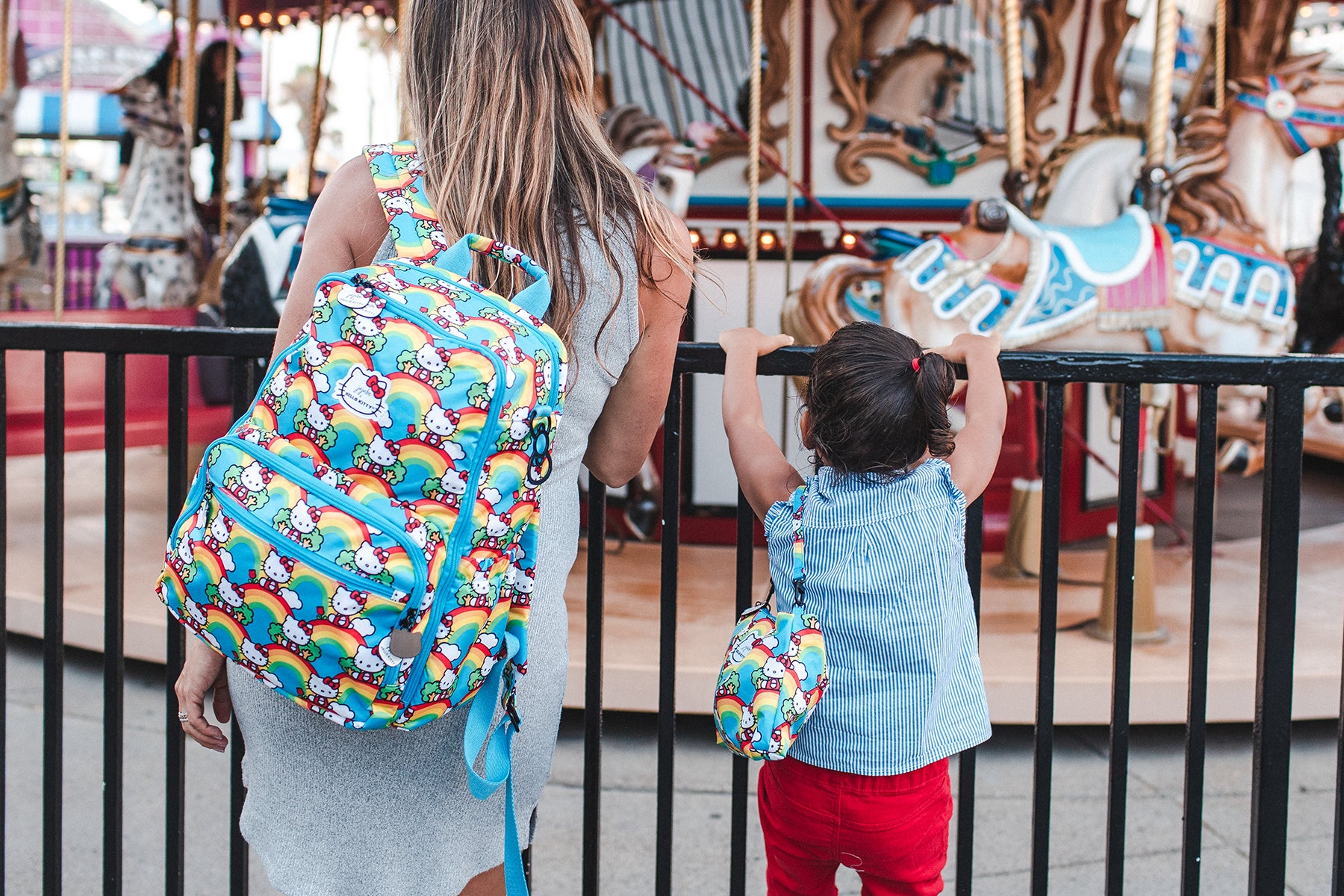 How to Pack for a Day at a Theme Park