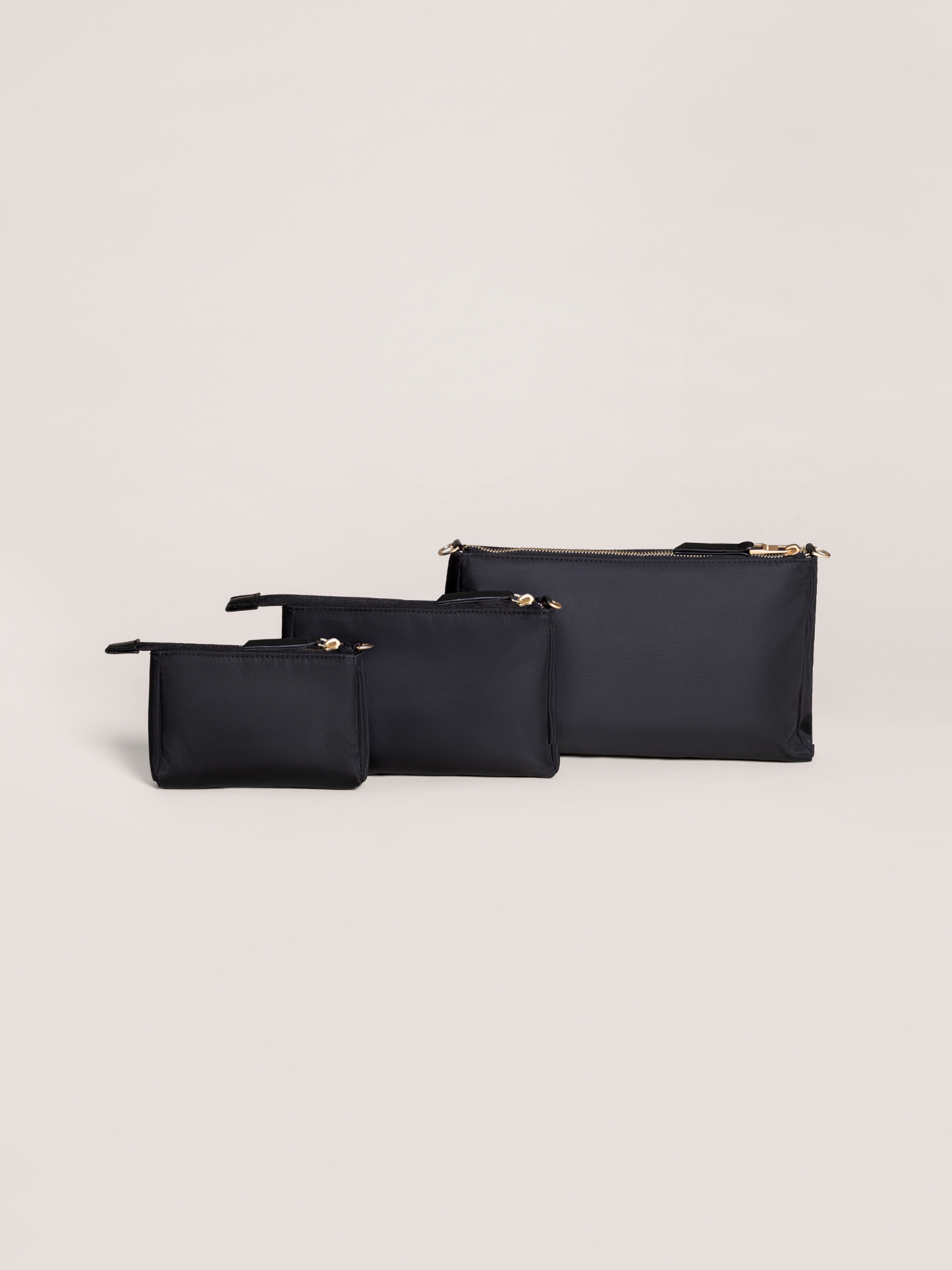 JuJuBe Signature 3-Piece Pouch Clutch Purse Set - Black JuJuBe Signature 3-Piece Pouch Clutch Purse Set - Black