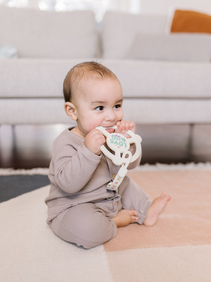 Silicone Teether Ring &amp; Detachable Clip - Love Bug