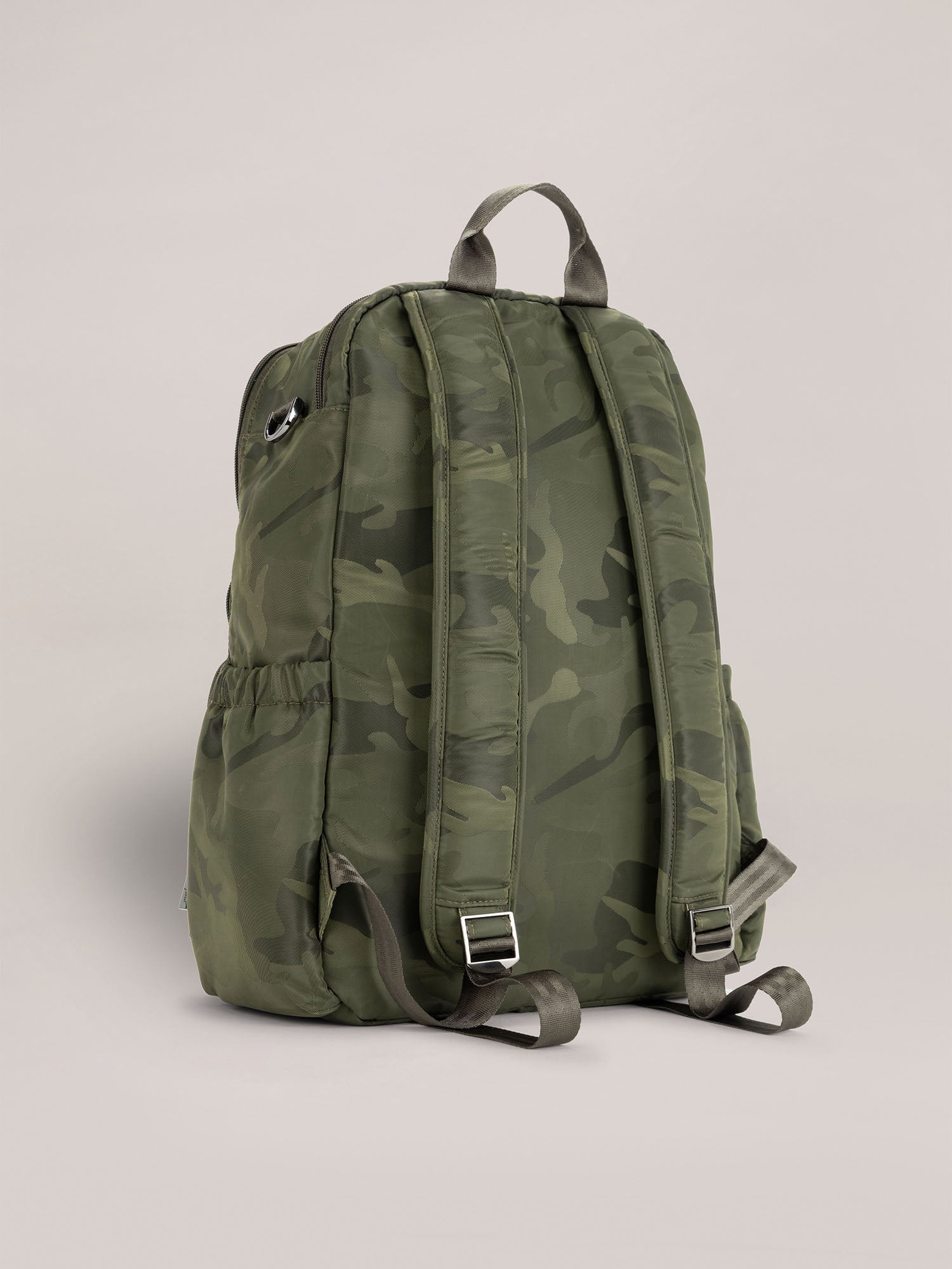 Zealous Backpack - Camo Green
