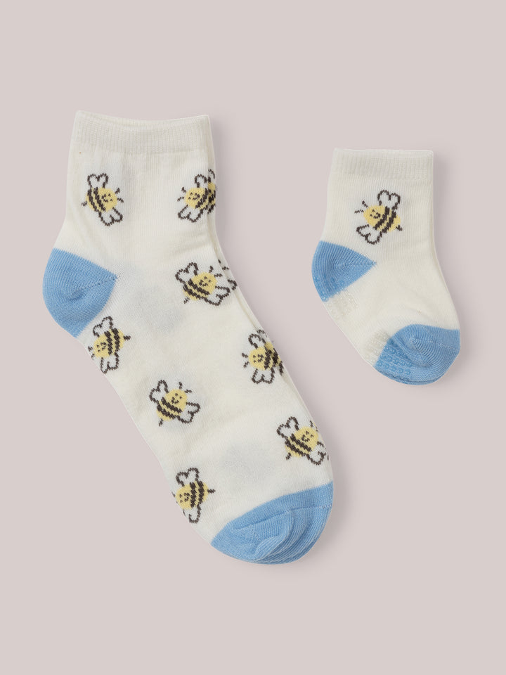 Mama &amp; Me Matching Socks Set - Love Bug