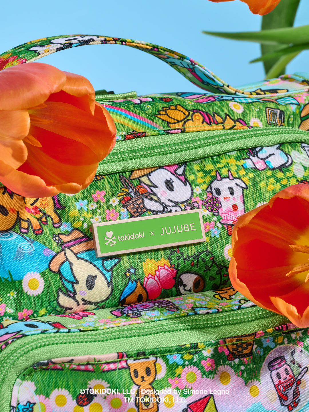 tokidoki The Bestie Small Messenger Handbag - Meadow Blooms