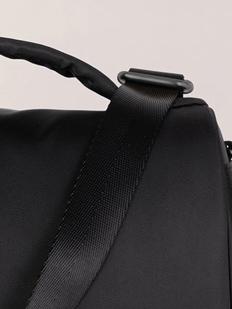 Insulated Bottle Bag - Black Out